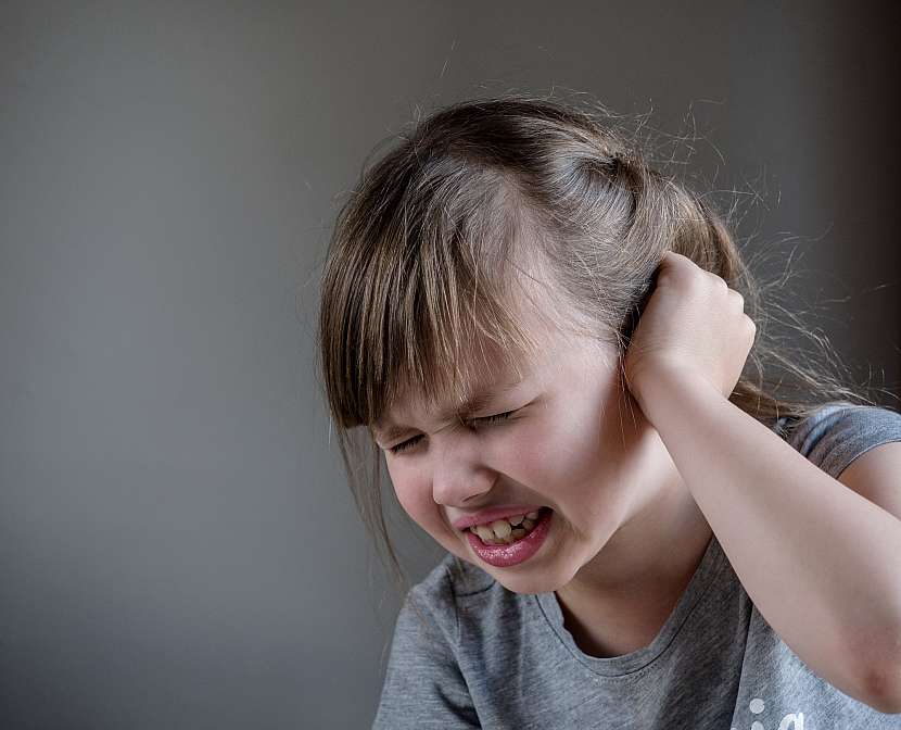 Bolavé uši u dětí i dospělých jsou nepříjemná záležitost (Zdroj: Depositphotos)