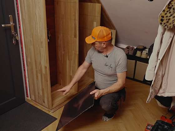 Vestavný botník z masivu: Montáž