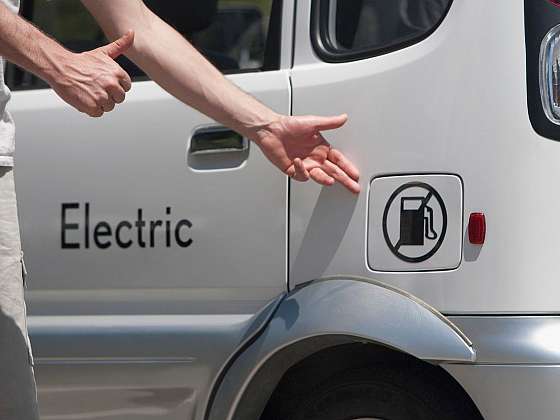 Jak se jezdí elektromobilem? Zkušenost z první ruky