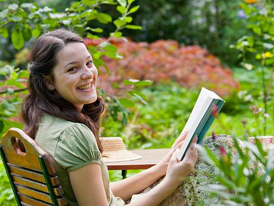 Vyhrajte dvě praktické knihy pro každého zahradníka