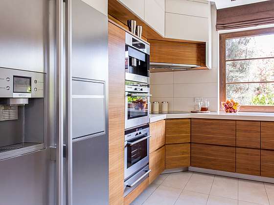 4+1 výhoda americké lednice: Proč si ji v kuchyni zamilujete