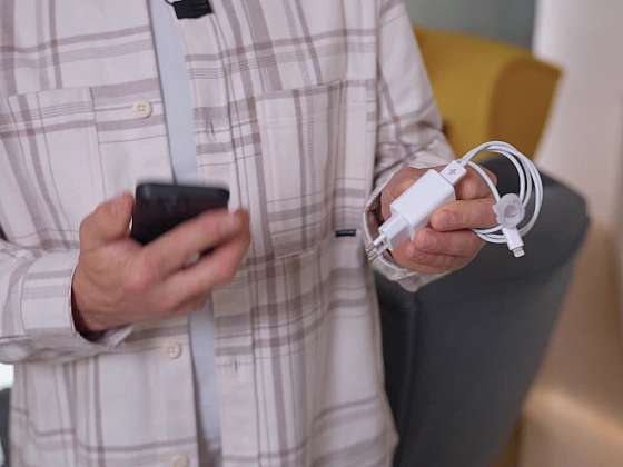 Jak správně nabíjet telefon