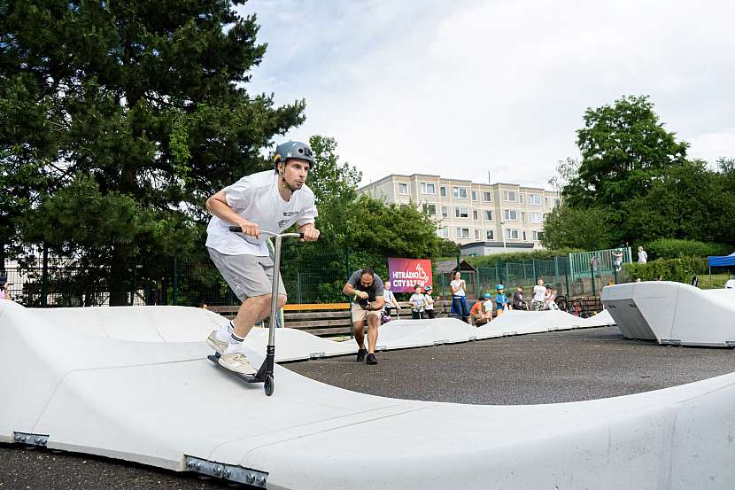 Do budoucna se plánuje rozšíření areálu o další sportovní a rekreační prvky, které dále zvýší atraktivitu tohoto místa a podpoří rozvoj sportovní komunity v regionu