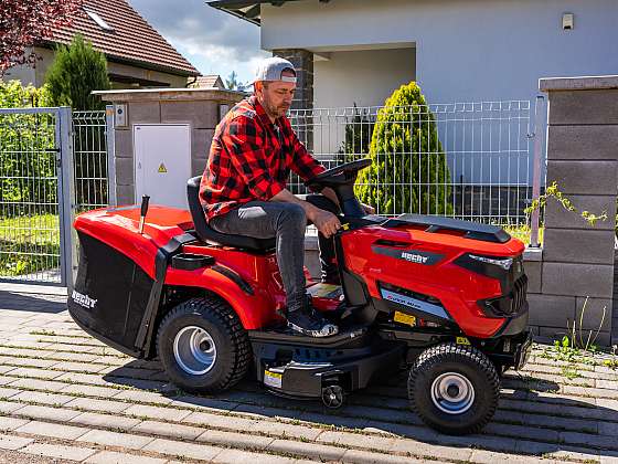 otevřít: Výměna oleje v zahradním traktoru