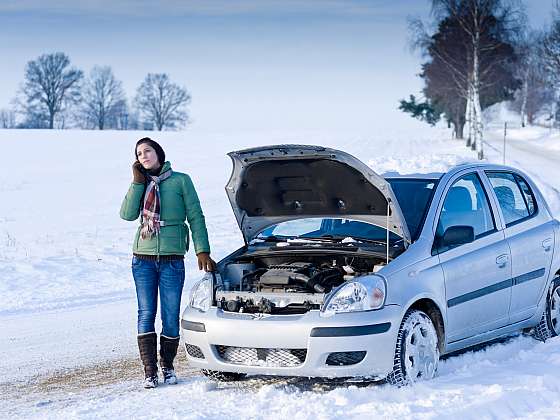 Zamrzlo vám auto? Můžete tomu předejít jednoduchou péčí!