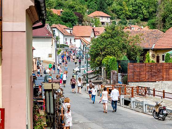 Zpravodaj akcí v červnu - Filmový festival, večerní prohlídka zámku či městské slavnosti