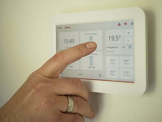 Klimatizace zajistí příjemné prostředí uvnitř budovy. A navíc pročistí vzduch