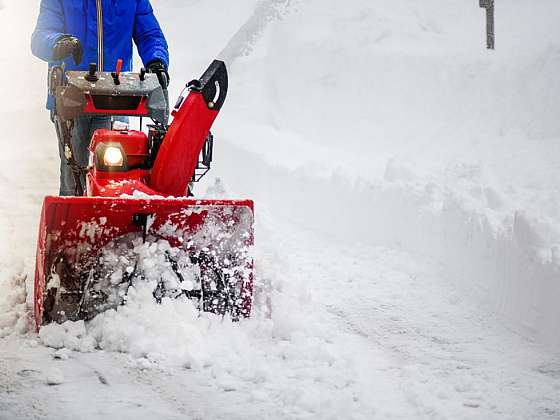 Sněhové frézy – pomocníci na odklízení sněhu