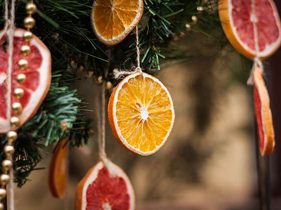 Jak využít citrusy k vánoční výzdobě domova
