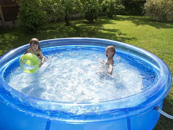 Nafoukněte dětem vodní ráj: bazény a bazénky