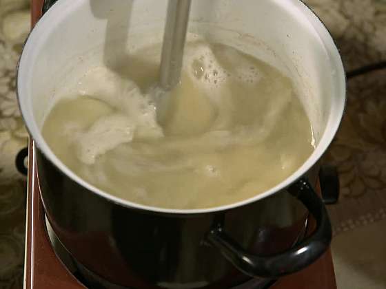 Mixování polévky