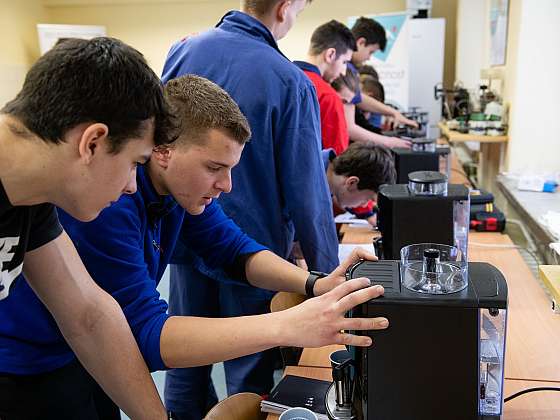 Zájem o studium na odborné střední škole stále roste