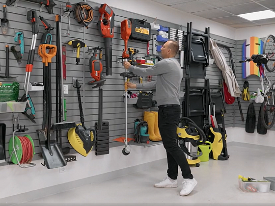 Úklid garáže před létem: Tipy na pořádek a efektivní uskladnění