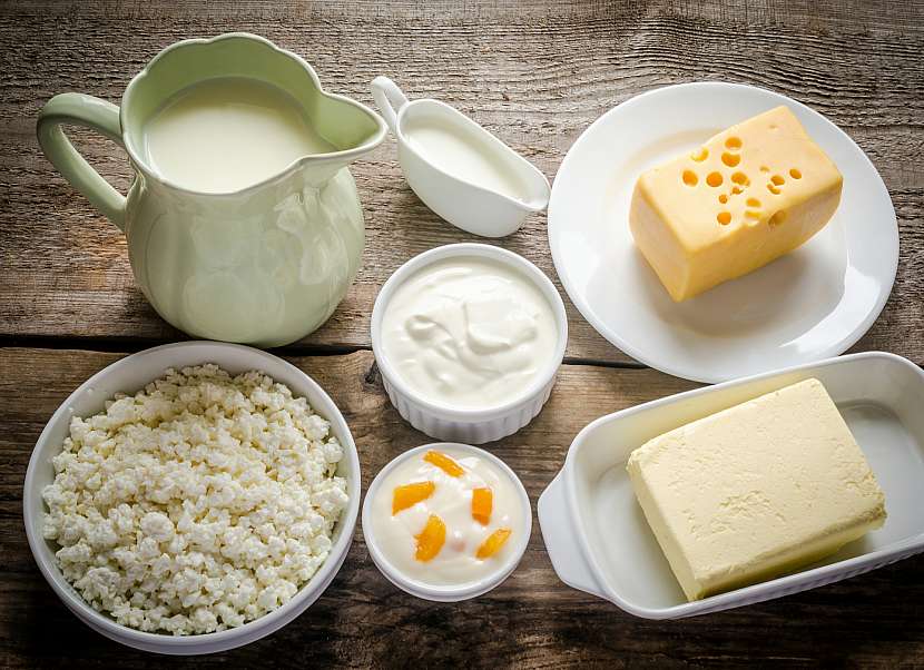 Intolerance lepku bývá často spojena s intolerancí laktózy, tedy mléčných produktů