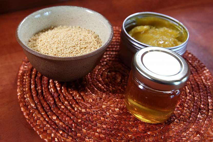 Domácí medový krém: tajemství jeho výroby - lecitin, lanolin a med