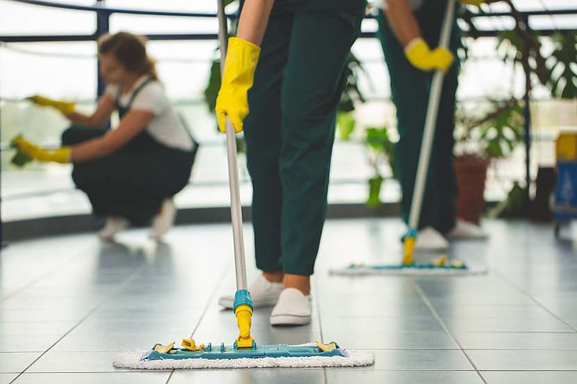 Některé úklidové firmy nabízejí svým klientům různé benefity