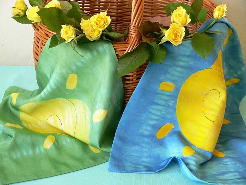 Vyrobte si veselé batikované látkové ubrousky (Zdroj: Miroslava Kubišová)