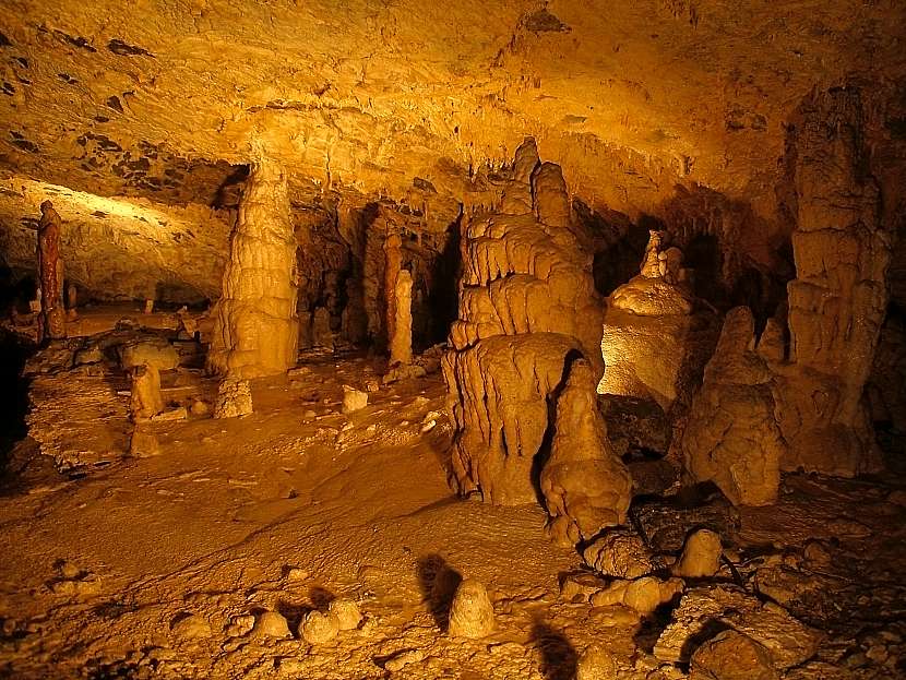 Výlet do Bozkovských dolomitových jeskyní bude velkým zážitkem