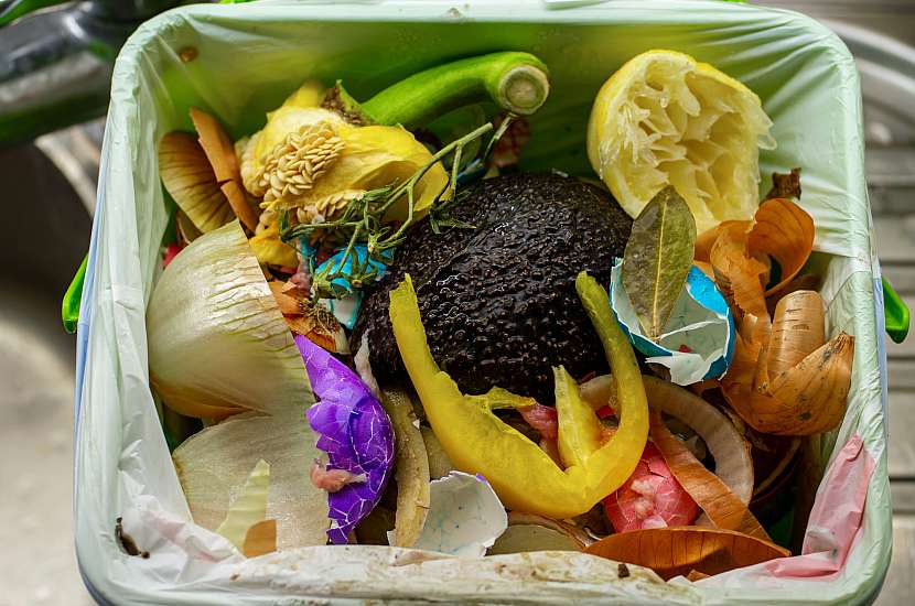 Založte si kompost v kuchyni (Zdroj: Depositphotos)
