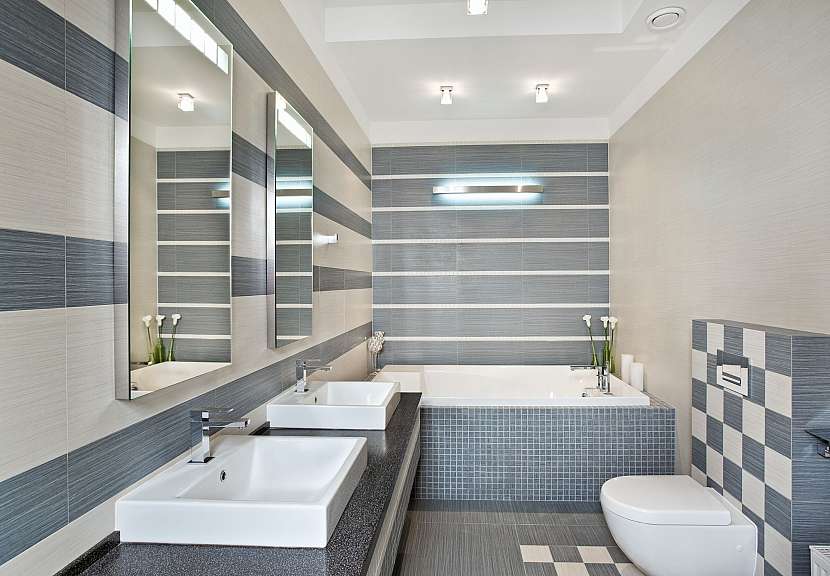 Moderní koupelna v šedobílém provedení