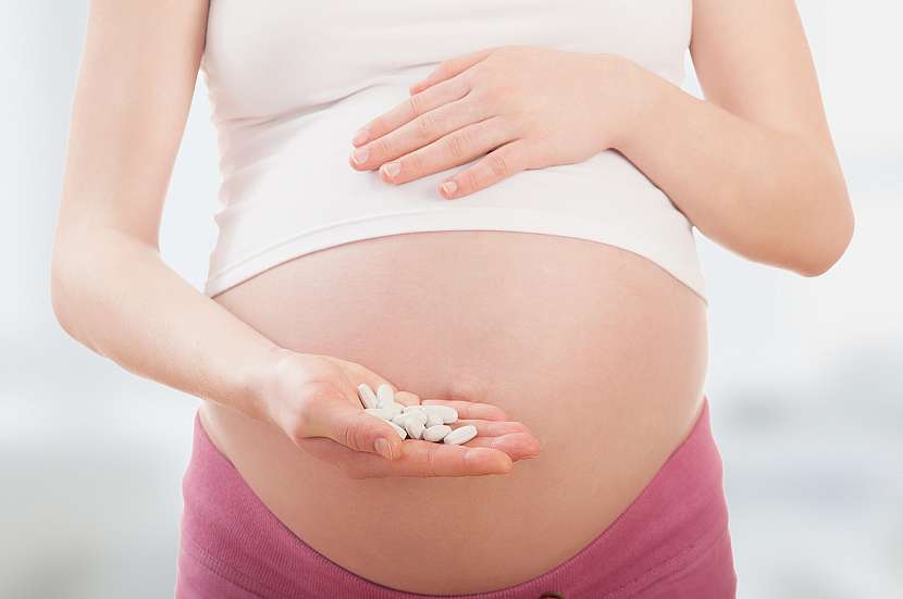 Používejte přípravky speciálně určeny těhotným ženám, jako je např. GS Mamavit Prefolin + DHA