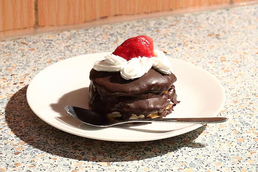 Skvělé palačinkové dortíky s čokoládou (Zdroj: Prima DOMA)