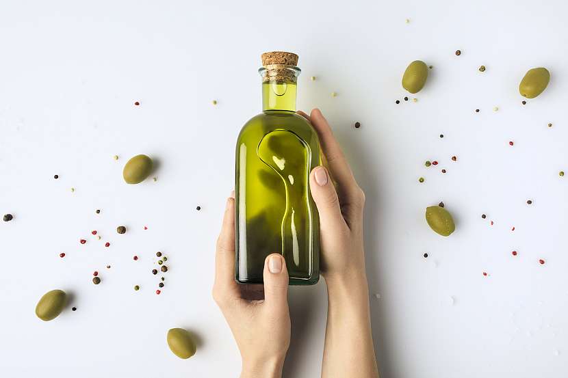 Olivový olej, zázračný to elixír, který nemusíte používat pouze v kuchyni (Zdroj: Depositphotos)