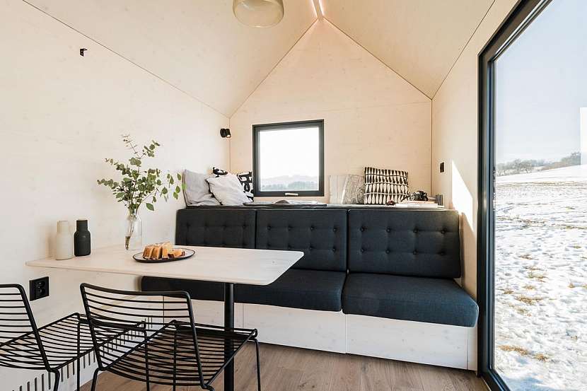 Mobile Hut – plně soběstačný dům na kolech od českých architektů se dočkal mnoha vylepšení