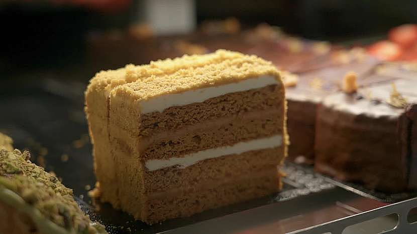 Medové řezy patří k tradičním českým pochoutkám 