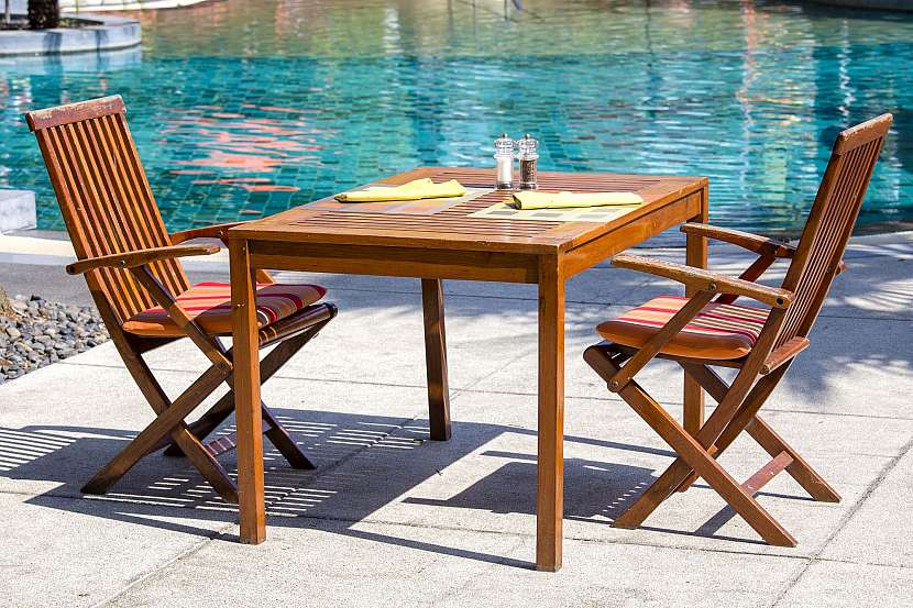 Dřevěné skládací židle