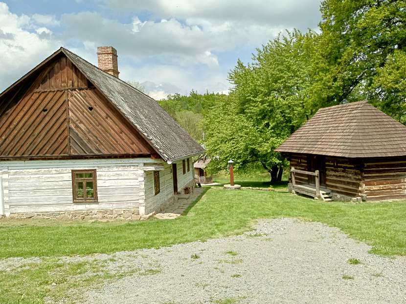 Skanzen Vysoký Chlumec nabízí prohlídku muzea staveb středního Povltaví 