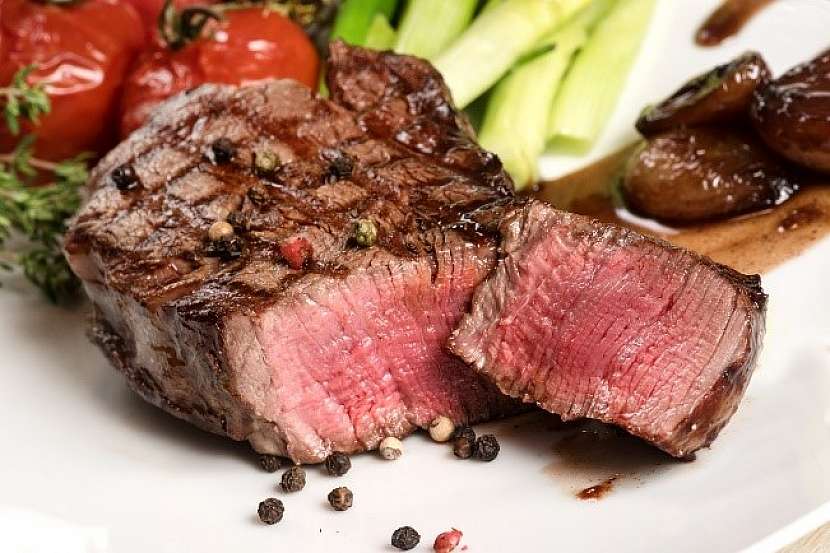 Hovězí maso, vhodné na gril (Zdroj: Český steak)