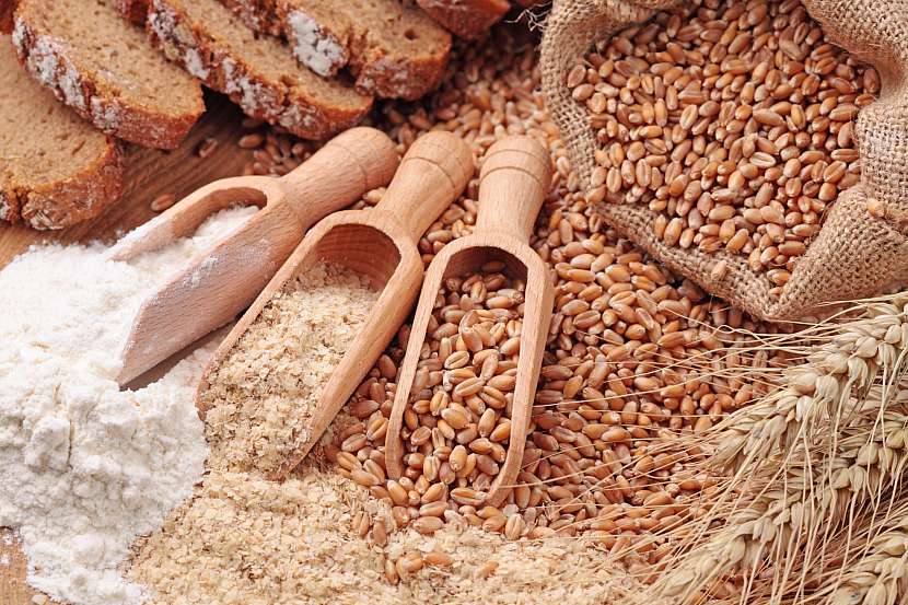 Kombinace pšeničné mouky a celozrnné může přinést zajímavé zjištění (Zdroj: Depositphotos (https://cz.depositphotos.com))