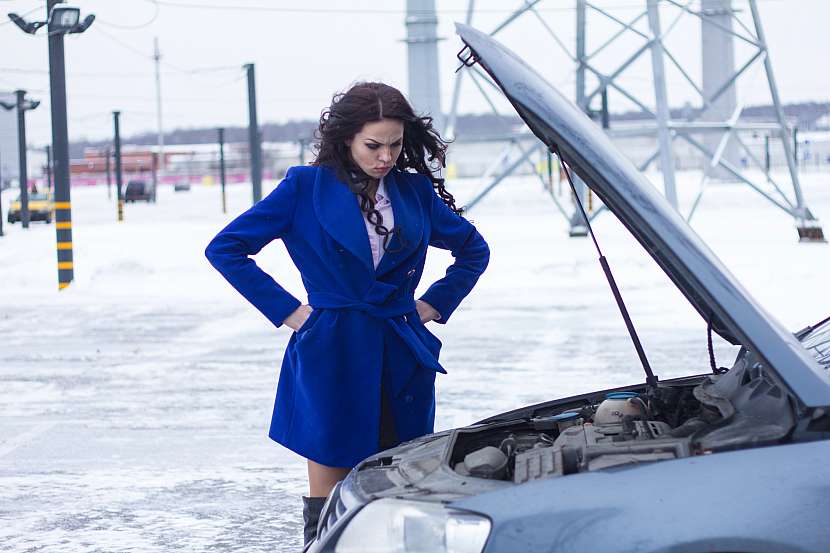 Má vaše auto v zimě problém? Poruchy auta v zimě jsou velmi časté (Zdroj: Depositphotos (https://cz.depositphotos.com))