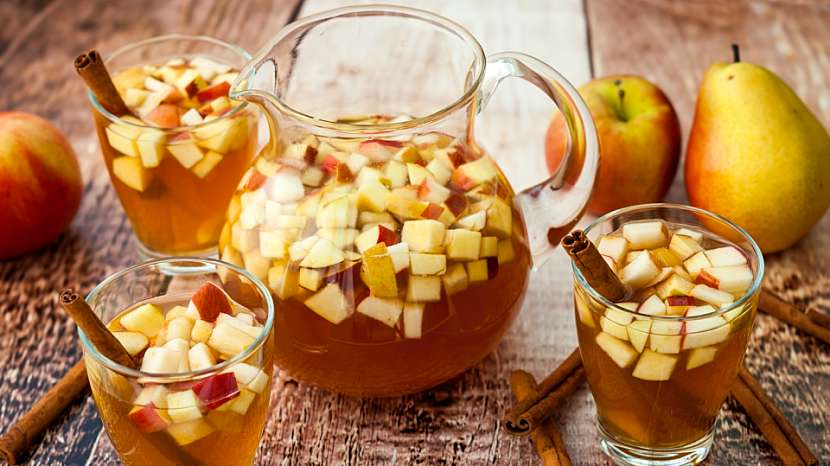 Recept na přírodní jablečno-hruškovou šťávu