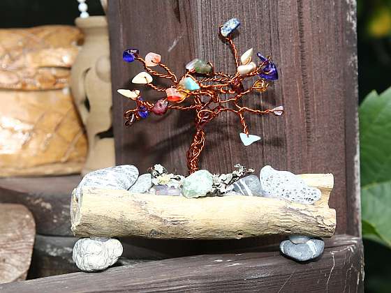 otevřít: Cesta ke štěstí není složitá, zvládnete ji pomocí drátků, korálků a vlastní šikovnosti