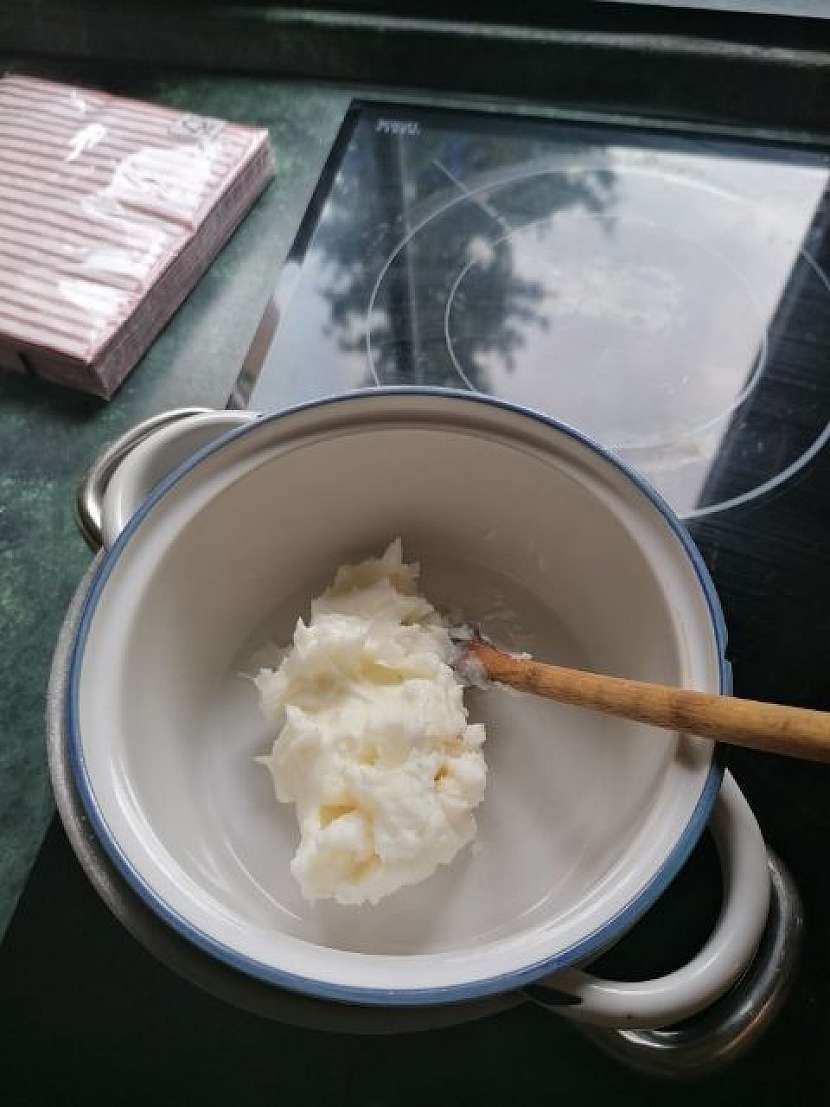 Makadamiové máslo