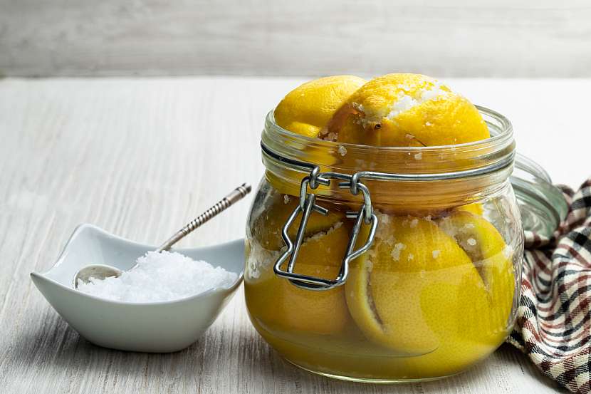 Nakládané citrony si vyrobíte snadno a rychle