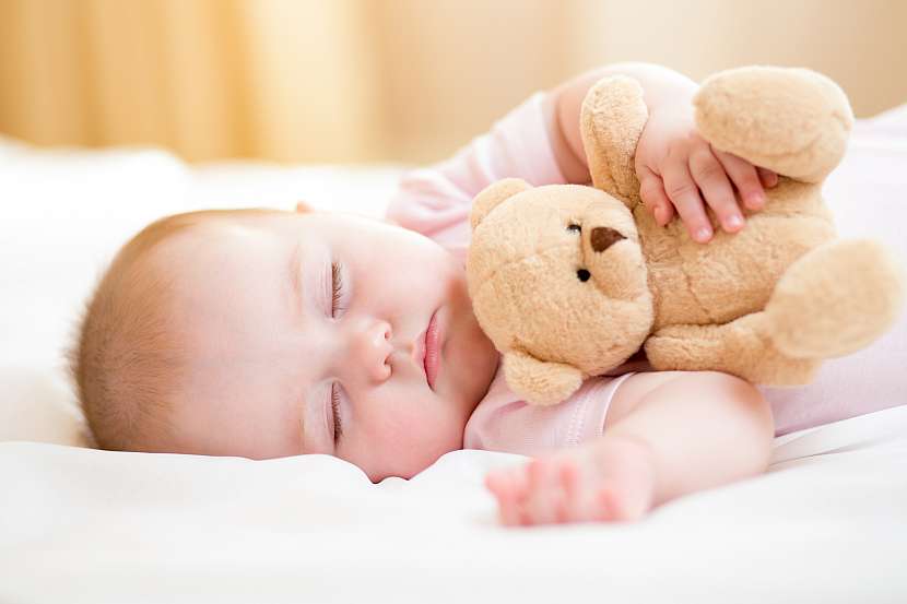 Vytvořte doma atmosféru pro klidný spánek miminka (Zdroj: Depositphotos)