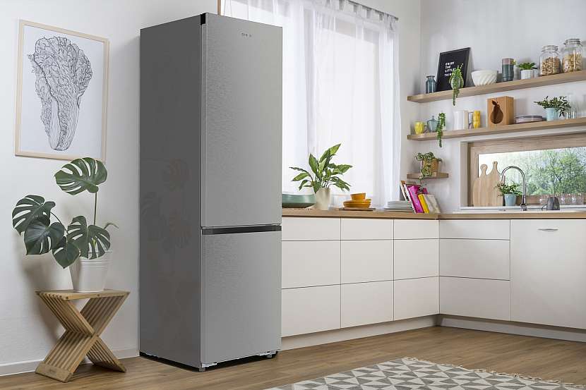 Extra velký objem, flexibilní uspořádání a technologie podporující optimální skladovací podmínky.
