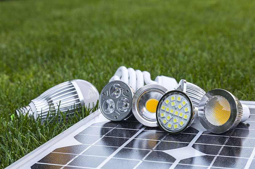 Fotovoltaika vede k další úsporám