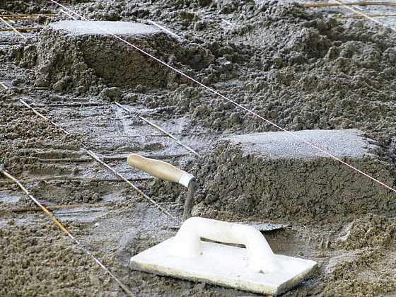 Kuchařka pro správně namíchaný beton svépomocí - s cementy Prachovice