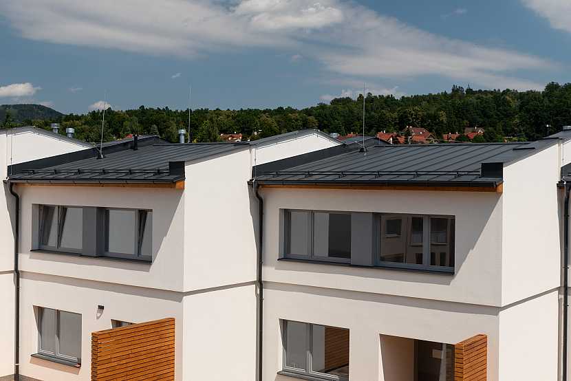 Klidné a energeticky nenáročné bydlení postavené z cihel HELUZ (Zdroj: Jiří Hloušek)