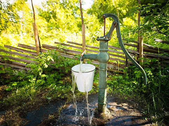 Jak vybrat vřetenové čerpadlo do hlubšího vrtu či kanalizace? (Zdroj: Depositphotos (https://cz.depositphotos.com))