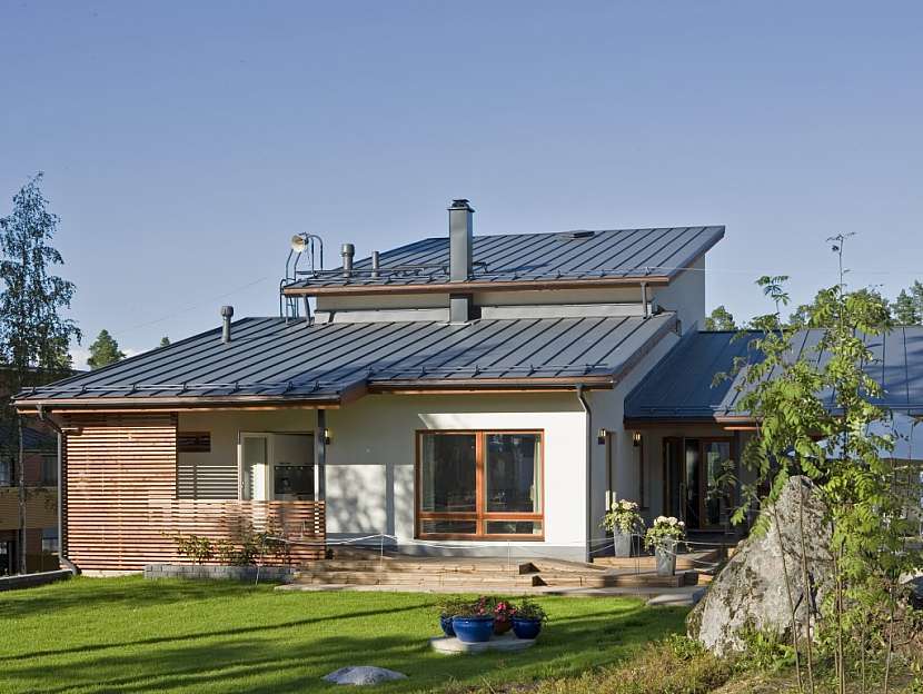 Střechy Ruukki vyrábí prvotřídní ocelové střechy. Je aktivní ve více než 20 zemích! Jaké jsou jejich produkty? Podívejte se do našeho článku.