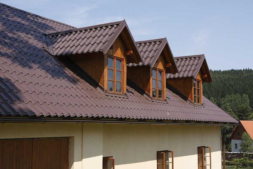 Dopřejte si novou střechu v barvě čokolády za atraktivní cenu. Využijte akce společnosti Lindab a pořiďte si švédskou krytinu v hnědé barvě výhodně.