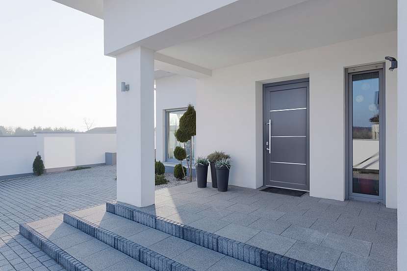 Do moderního domu volte dveře minimalistické