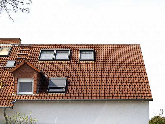 Vyberte ta nejlepší plastová okna pro vaši střechu