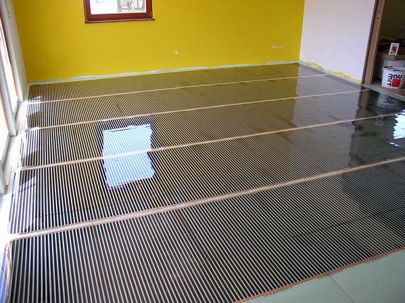 Ukázka podlahy s topnou folií ECOFILM