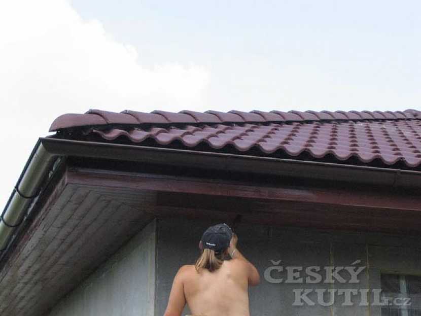 Dřevostavba na vlastní kůži 31. díl - podbíjení střechy